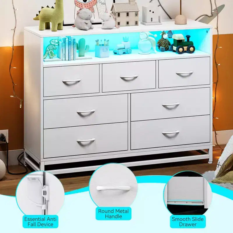 Dresser with 7 Drawers, Wooden Dresser with Led Lights Charging Station, Chest of Drawers with Capacity Storage for Bedroom, Living Room, Hallway